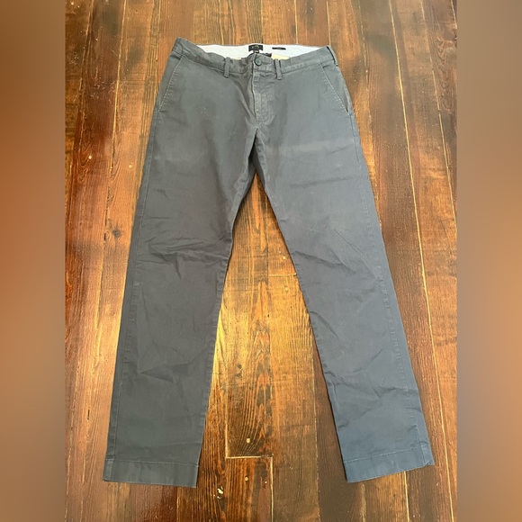 J. Crew Driggs Slim Fit Chino Khaki Pant Size 31/30 - Picture 1 of 7
